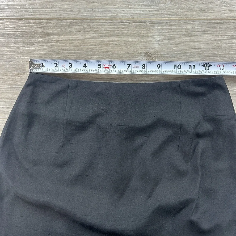 Burberry London‎ Women's 44 (10/12) Black Silk Textured Pencil Skirt Officecore